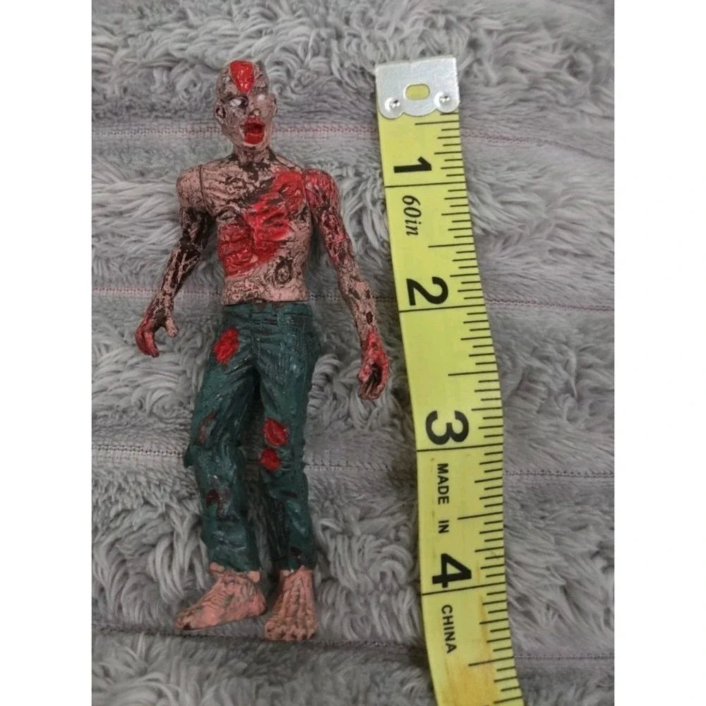 BOHS 4-in Zombie action figure Articulated Joints Hand-painted Halloween